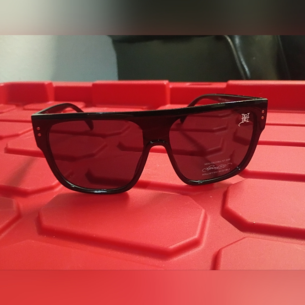 NWOT Ed Hardy Sunglasses - Picture 2 of 5